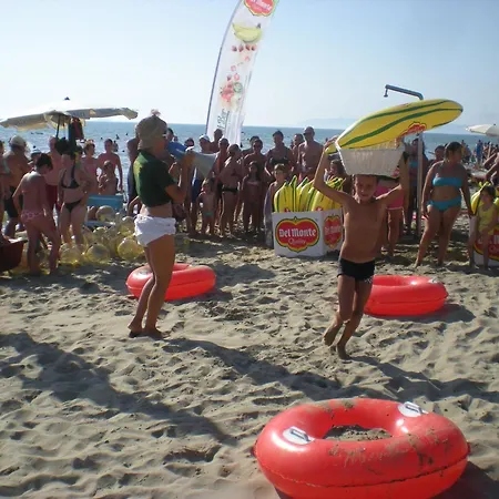Pineta Mare Lido di Camaiore