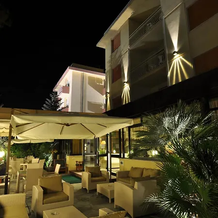 Hotel Pineta Mare 3*
