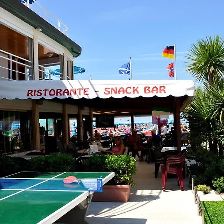 Hotel Pineta Mare 3*