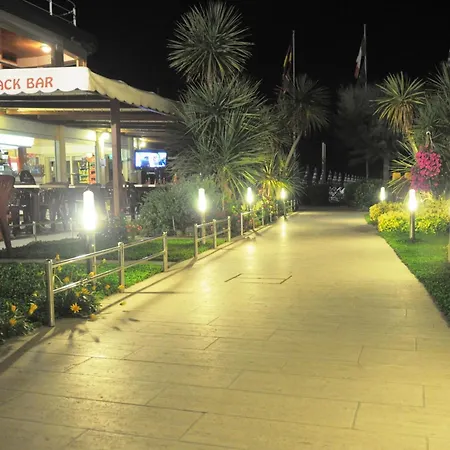 Pineta Mare Lido di Camaiore