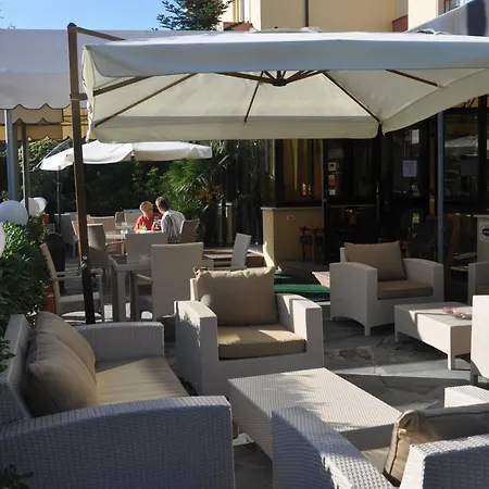 Hotel Pineta Mare 3*