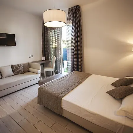 Pineta Mare Hotel 3*